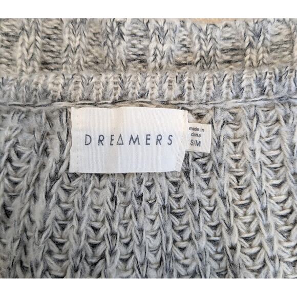 Dreamers Oversized Chunky Fuzzy Knit Gray Long Sleeve V-Neck Sweater Size Small - Picture 7 of 7
